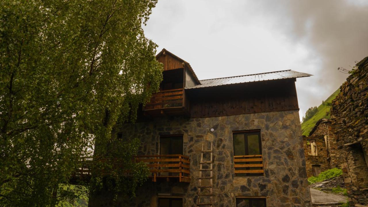 Gaul Gavkhe Hotel Usguli Kültér fotó